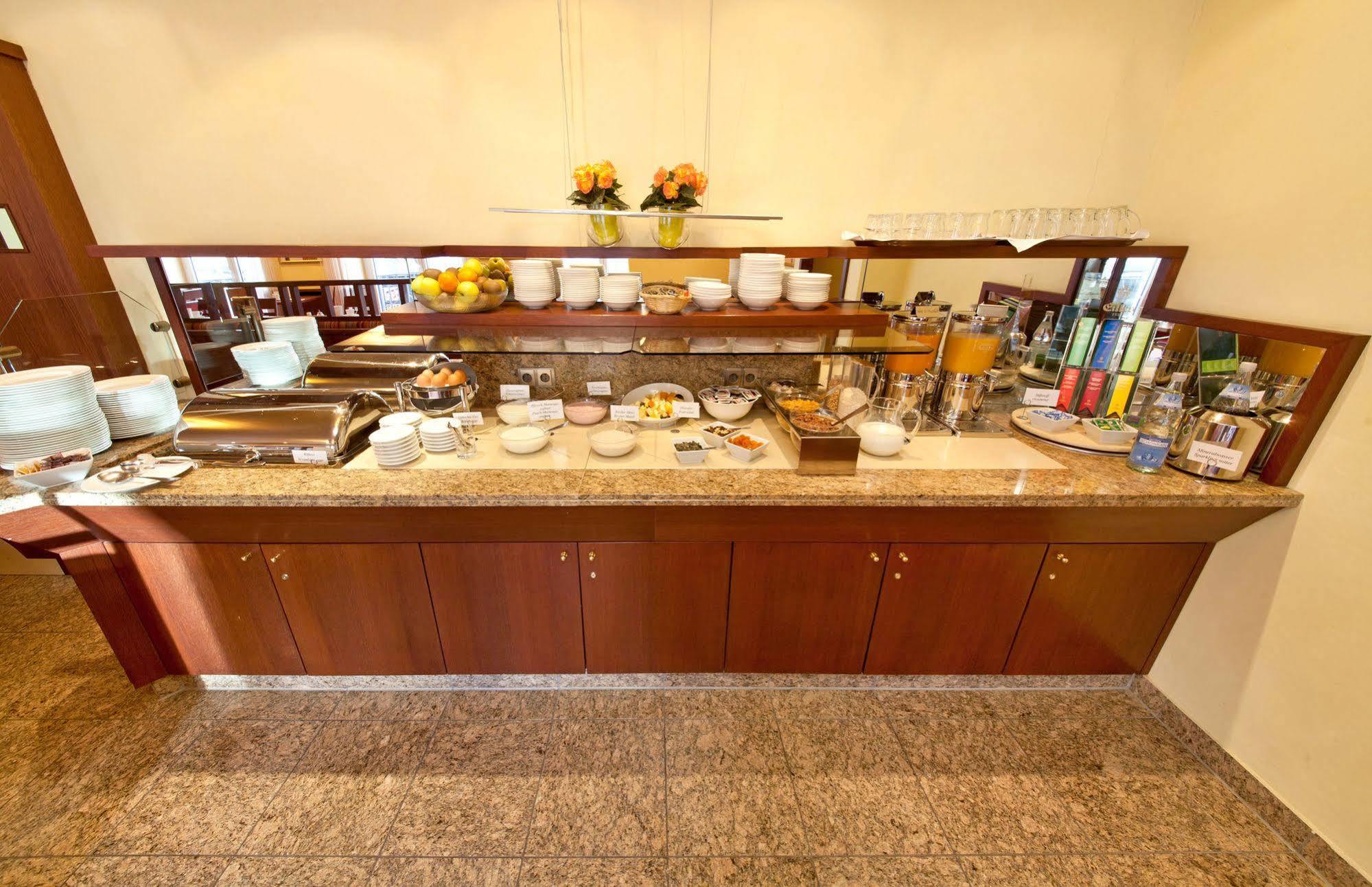 Hotel Boulevard Estugarda Exterior foto